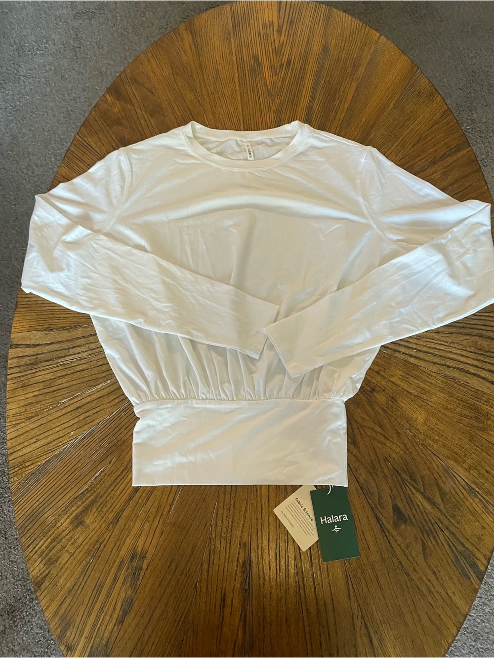 HALARA White Long Sleeve Cropped Waistband Top